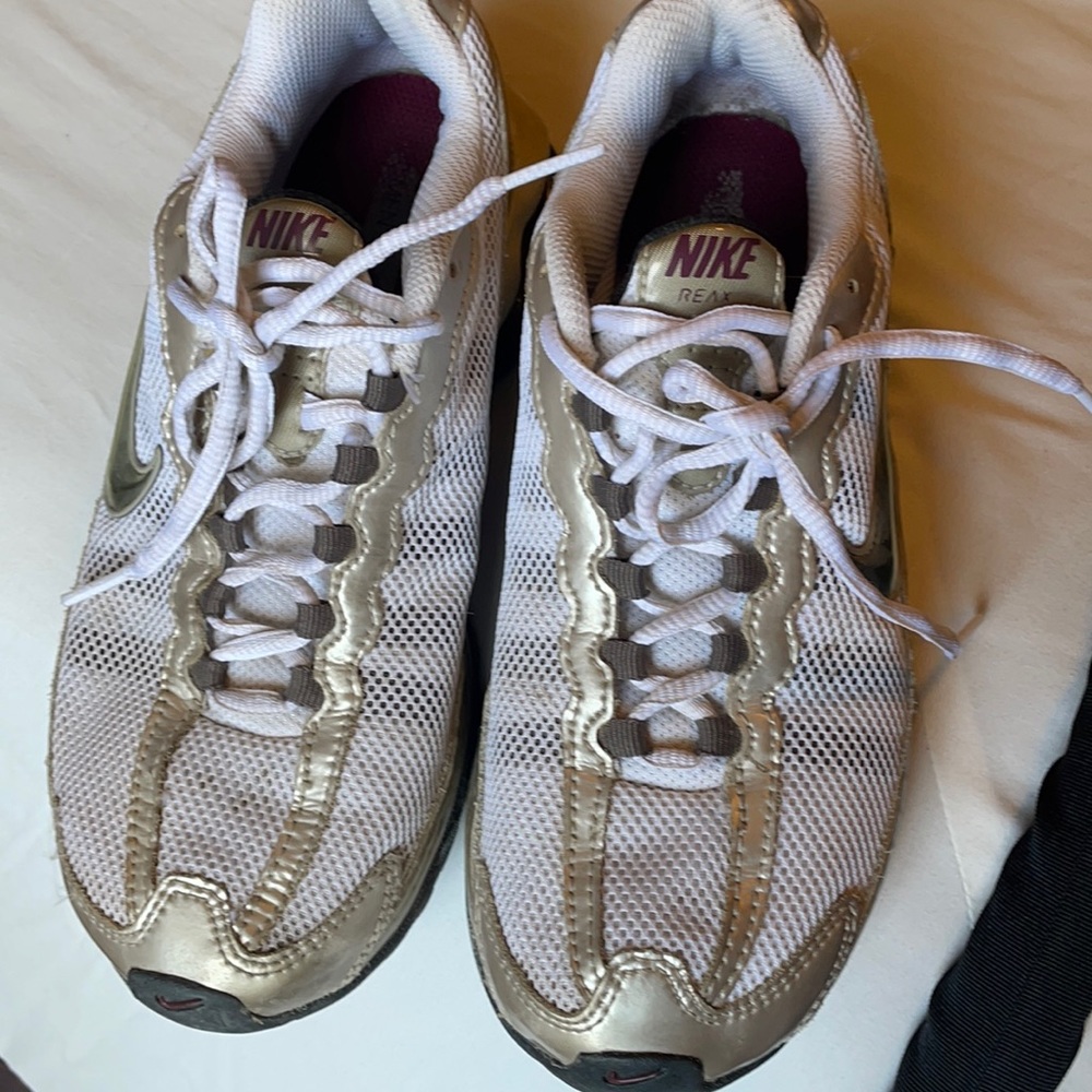 active nike reax womens